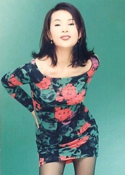 黃鶯鶯