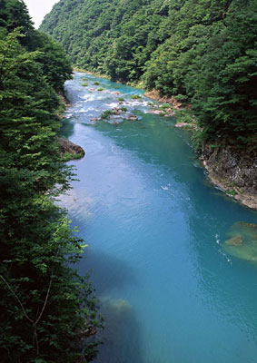 河